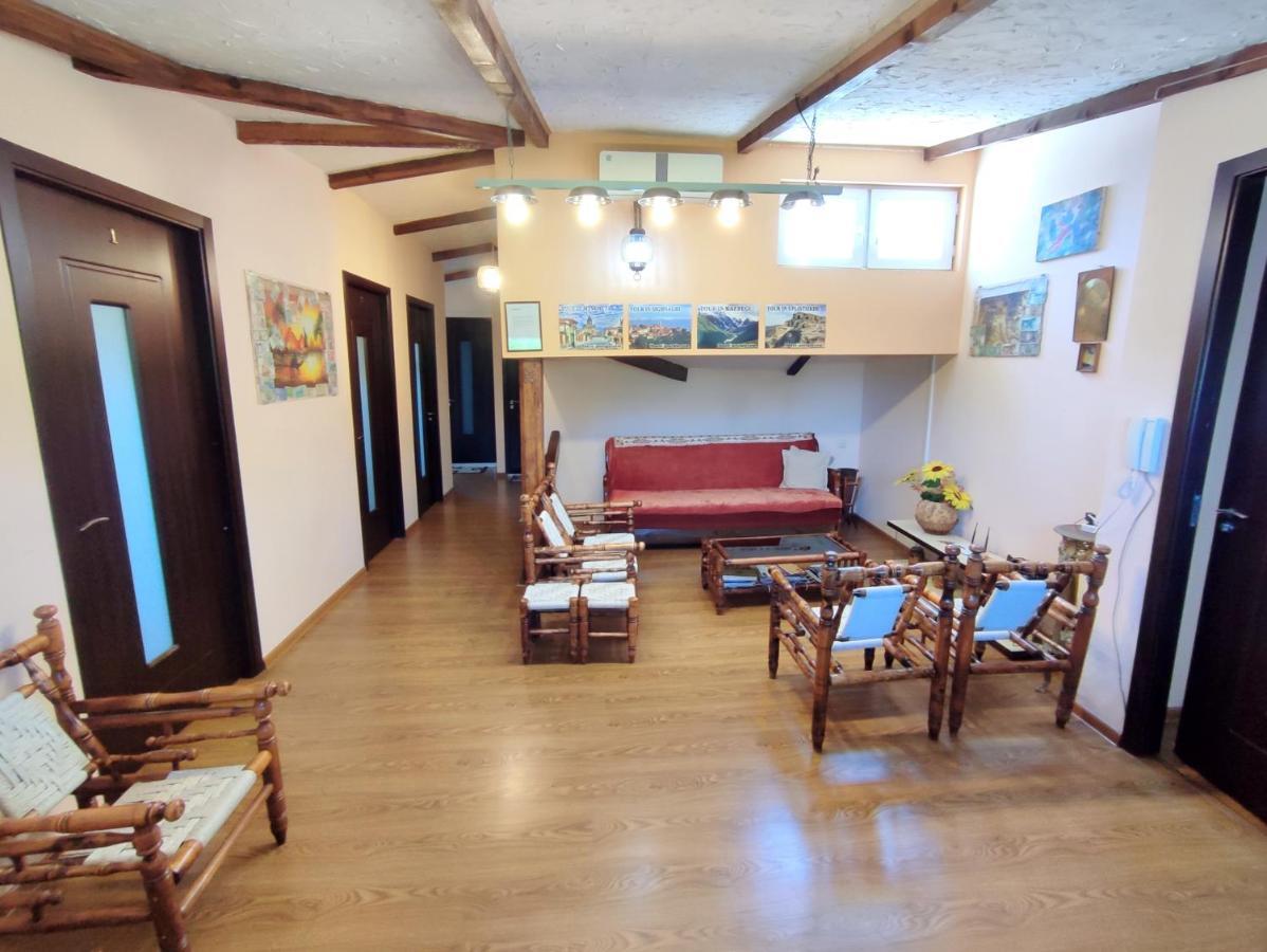 G&L Apartments 第比利斯 外观 照片