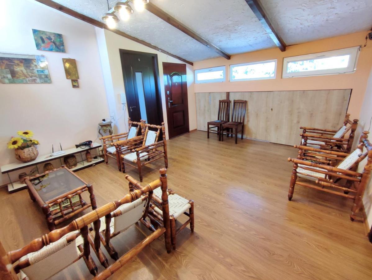 G&L Apartments 第比利斯 外观 照片