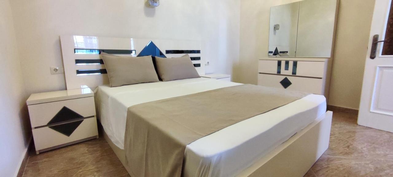 G&L Apartments 第比利斯 外观 照片